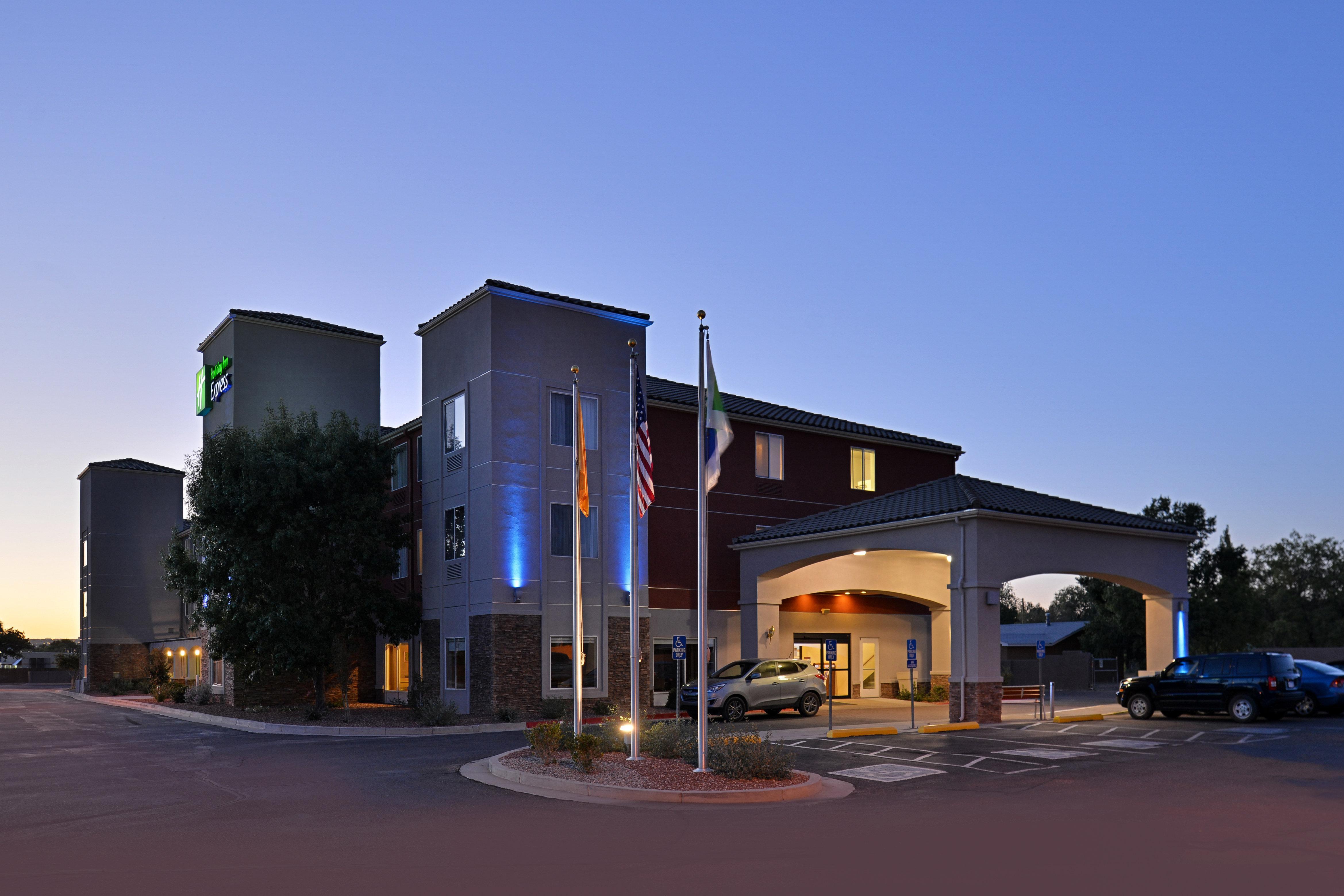 Holiday Inn Express Albuquerque N - Bernalillo By Ihg Екстериор снимка